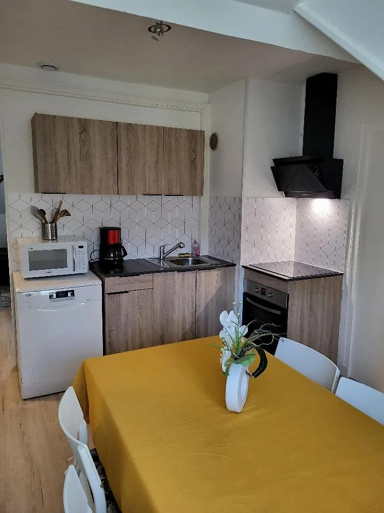 La Bourboule Lumiere , 2-4-6 Personnes Apartment