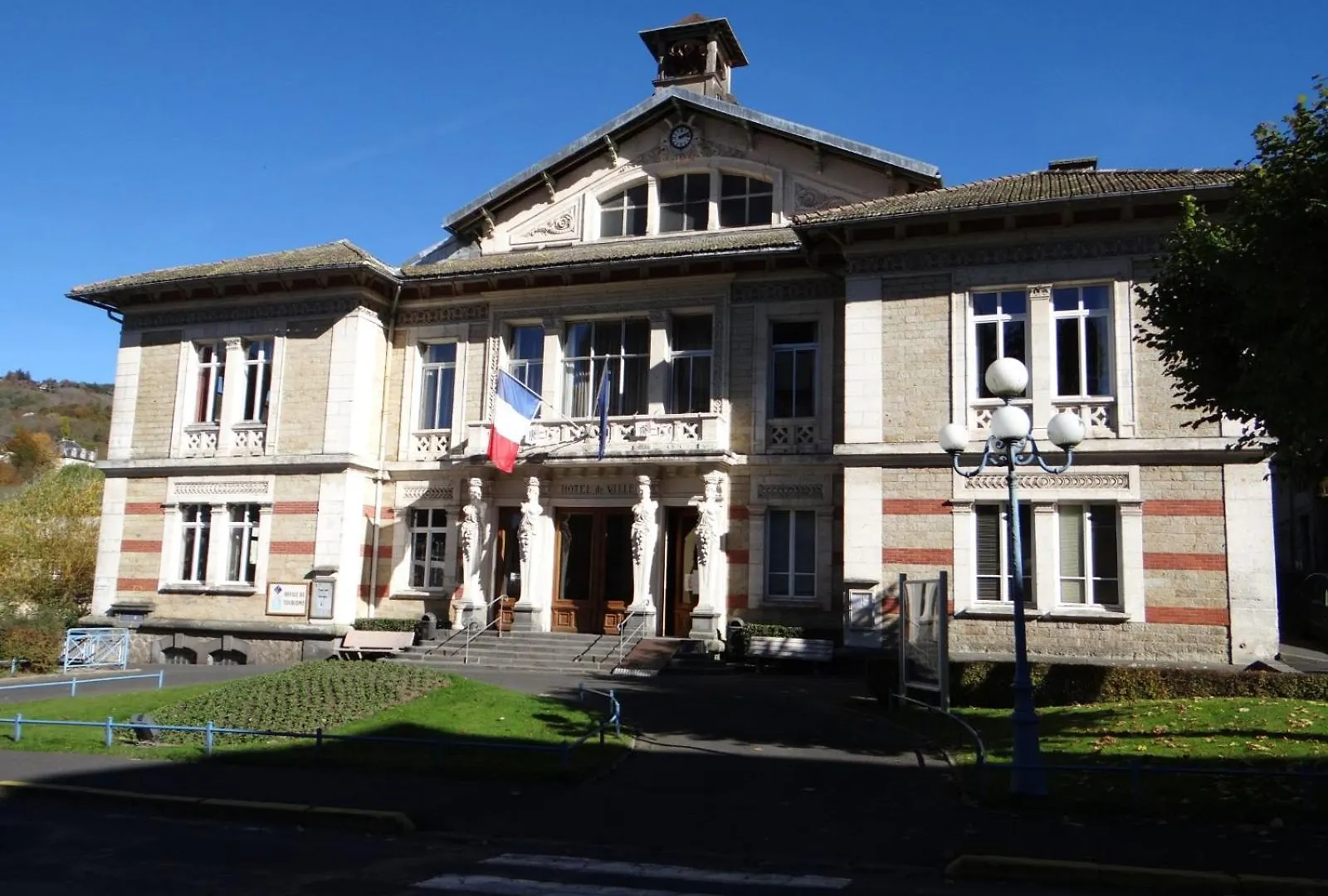 La Bourboule Lumiere , 2-4-6 Personnes Apartment